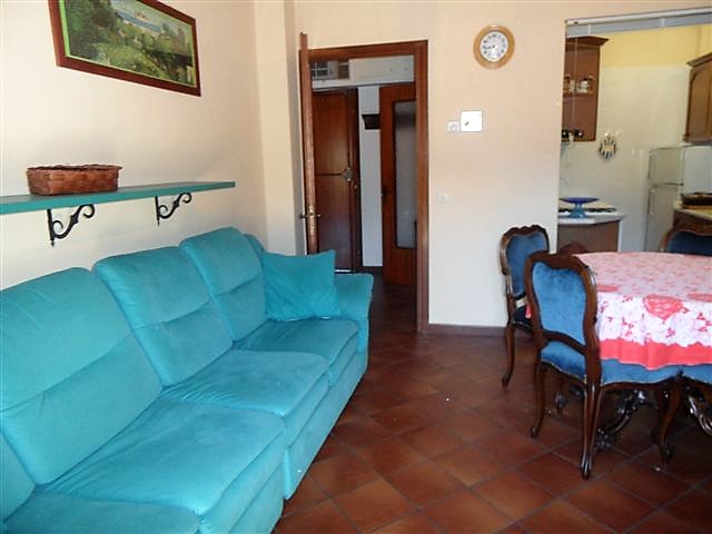 Soggiorno con angolo cottura