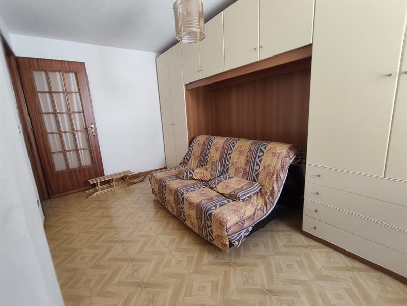 Camera con divano letto